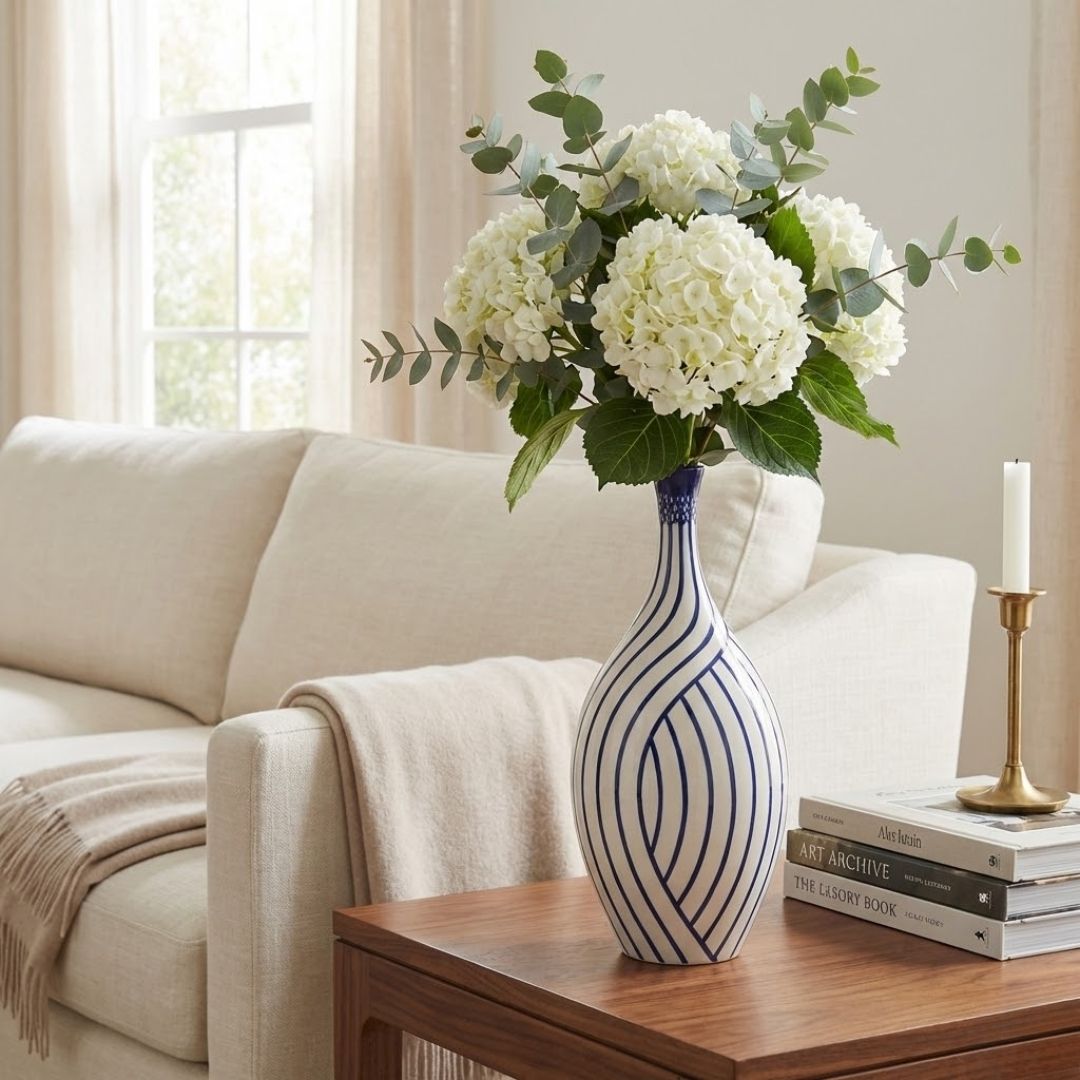 Blue Pottery Vase - v4.0